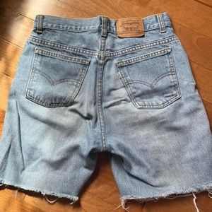 High waisted Levi’s Bermuda shorts